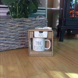 Rae Dunn mug and note set